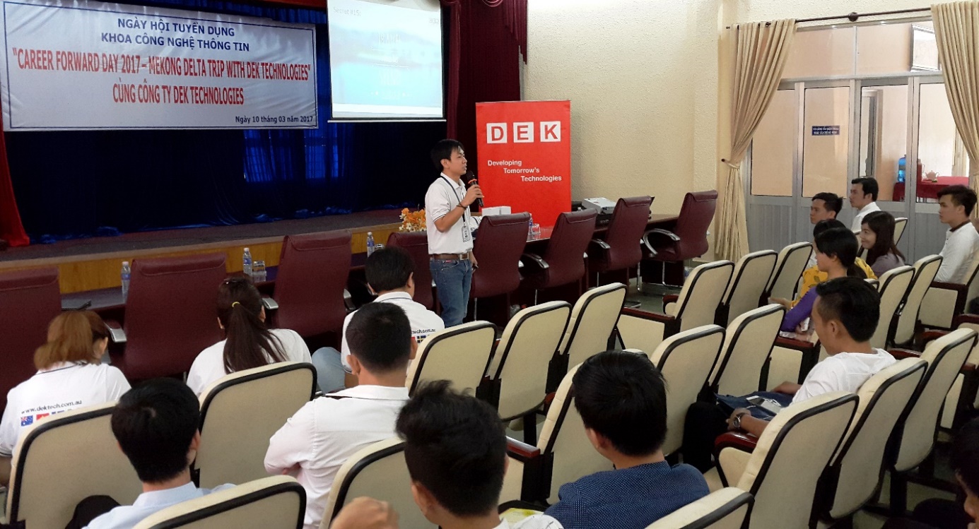 Đại diện DEK Technology trình bày Workshop