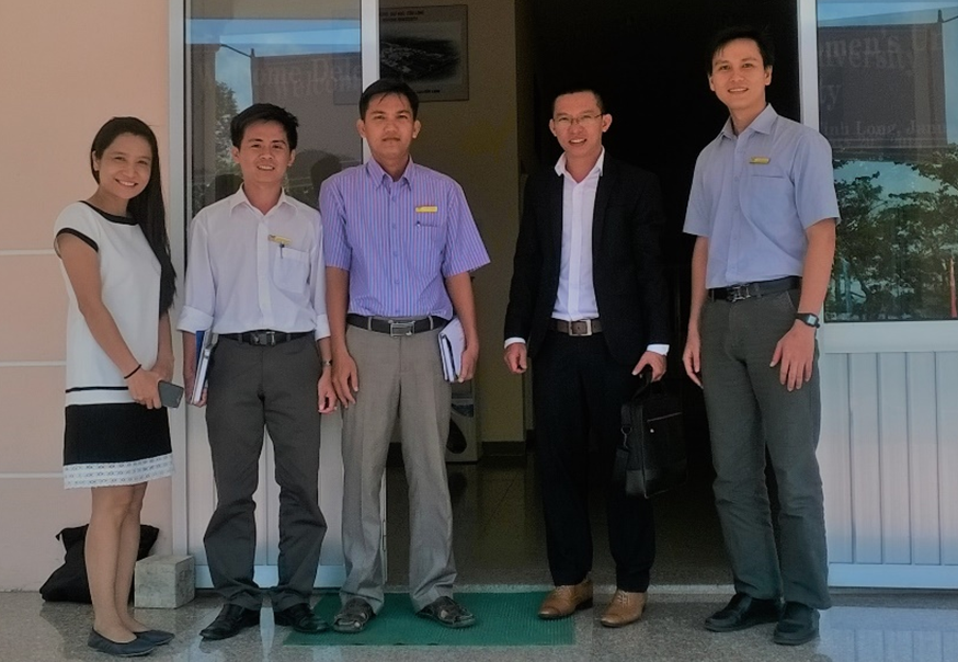 Khoa gặp gỡ Công ty phần mềm Axon Active